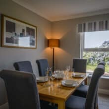 Self catering house dining area LoRes-41